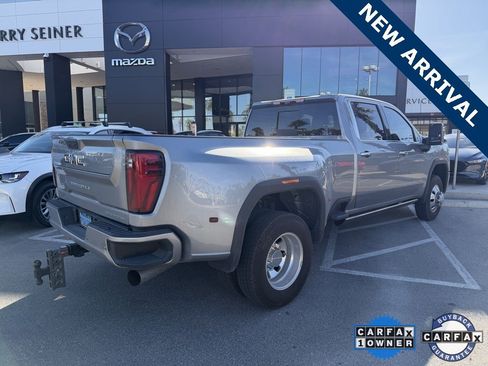 Used 2025 GMC Sierra 3500 Denali Ultimate image 4
