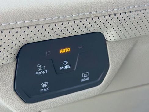 New 2026 Volkswagen Atlas SEL Premium R-Line AWD/4WD image 10