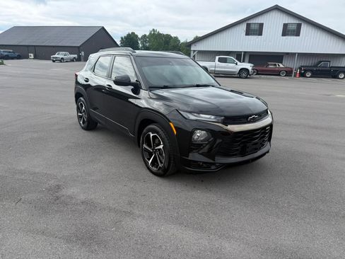 Used 2021 Chevrolet TrailBlazer RS w/ Sun and Liftgate Package FWD image 1
