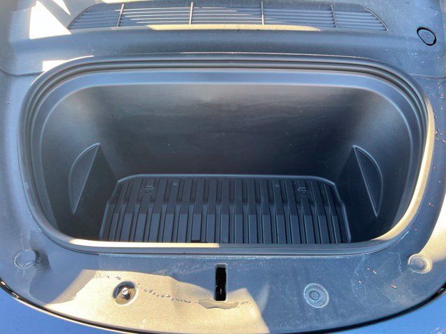 Used 2023 Tesla Model Y Performance AWD/4WD image 39