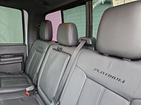 Used 2016 Ford F250 Platinum w/ FX4 Off-Road Package image 9