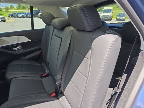 Used 2025 Mercedes-Benz GLE 350 4MATIC image 16