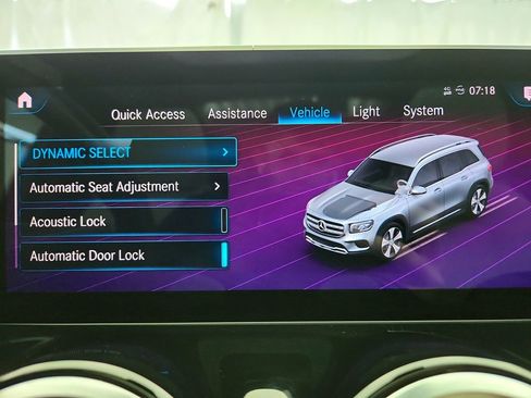 Used 2020 Mercedes-Benz GLB 250 4MATIC image 16