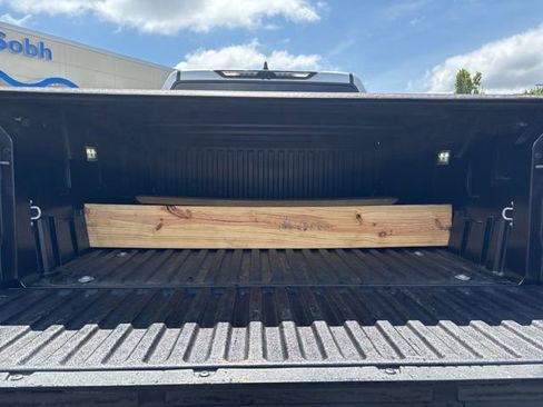 Used 2023 Toyota Tundra Platinum AWD/4WD image 8