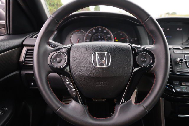 Used 2017 Honda Accord Sport Special Edition image 10