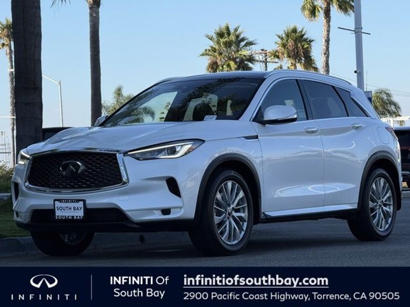 Certified 2024 INFINITI QX50 Luxe image 1