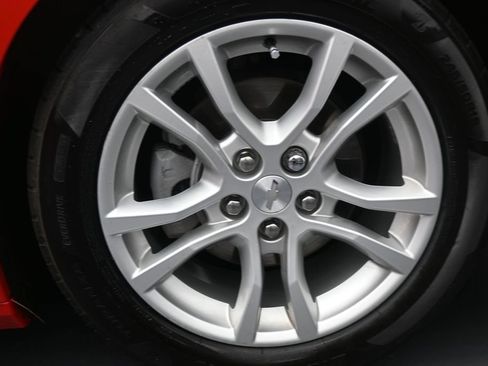 Used 2023 Chevrolet Camaro LS RWD image 13