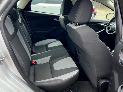 Used 2012 Ford Focus SE image 14