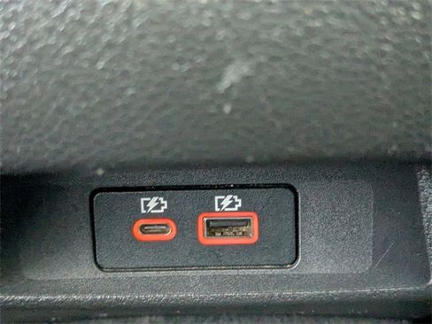 Used 2024 Nissan Altima 2.5 SV image 13