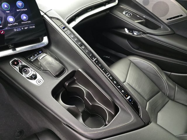 Used 2021 Chevrolet Corvette Stingray Preferred Cpe w/ Z51 Performance Package RWD image 20