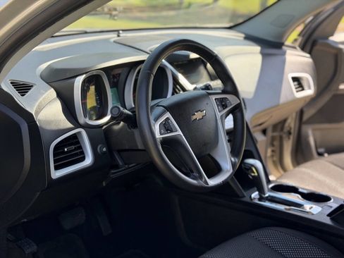 Used 2013 Chevrolet Equinox LT w/ Driver Convenience Package FWD image 5