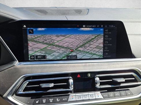 Used 2022 BMW X5 xDrive40i w/ Parking Assistance Package image 13