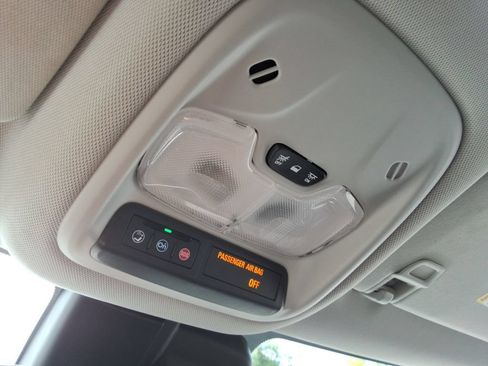 Certified 2023 Chevrolet TrailBlazer LT FWD image 35