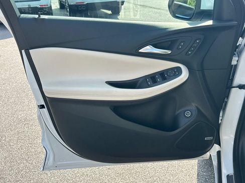 New 2026 Buick Encore GX Avenir w/ Avenir Convenience Package FWD image 11