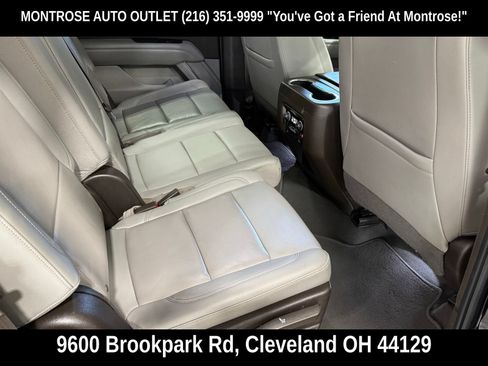 Used 2022 Chevrolet Tahoe Z71 w/ Z71 Off-Road Package AWD/4WD image 42