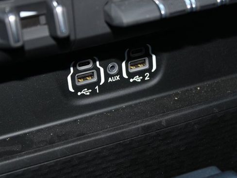 Used 2023 RAM 3500 Big Horn w/ Night Edition image 23