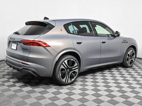 New 2025 Maserati Grecale Folgore image 22