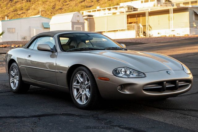 Used 2000 Jaguar XK8 Convertible RWD image 20