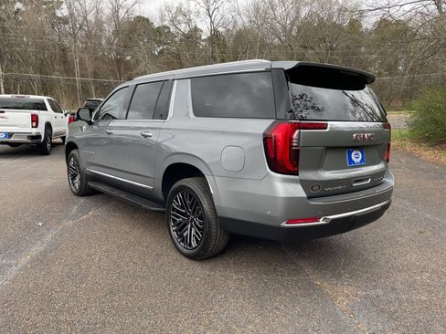 New 2026 GMC Yukon XL Elevation w/ Elevation Premium Package image 3