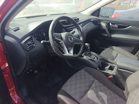 Used 2018 Nissan Rogue Sport SV w/ SV All-Weather Package image 7