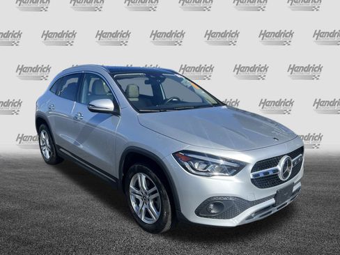Used 2023 Mercedes-Benz GLA 250 4MATIC w/ Premium Package image 2