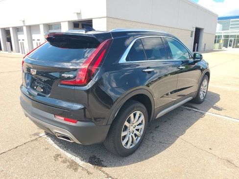 Used 2023 Cadillac XT4 Premium Luxury w/ Driver Assist Package FWD image 6
