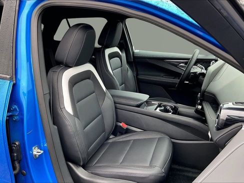 New 2026 Chevrolet Blazer EV LT FWD image 13