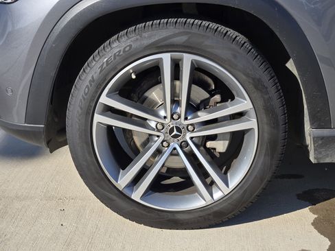 Used 2022 Mercedes-Benz GLE 350 image 8