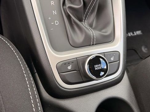 New 2026 Hyundai Venue SEL FWD image 29