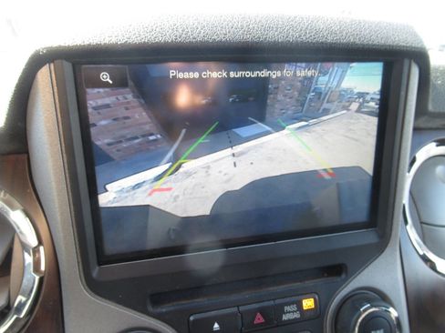 Used 2016 Ford F250 Lariat w/ Chrome Package image 30