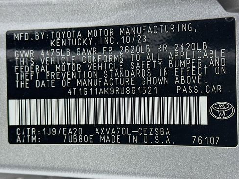 Used 2024 Toyota Camry SE FWD image 12