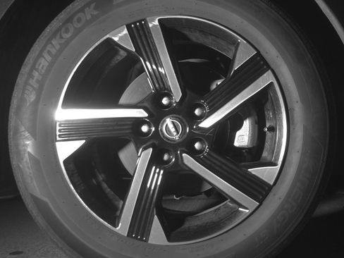 Used 2025 Nissan Sentra SV image 12