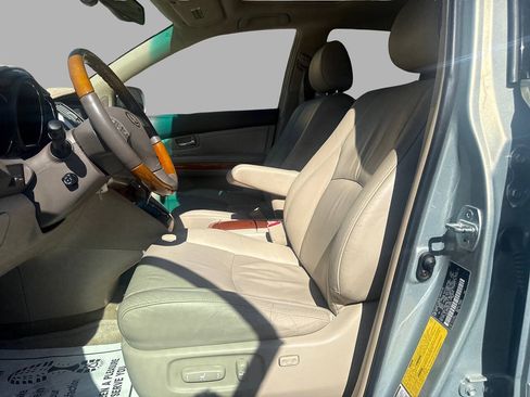 Used 2004 Lexus RX 330 FWD image 10