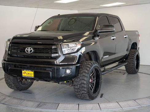 Used 2016 Toyota Tundra SR5 w/ SR5 Upgrade Package AWD/4WD image 3