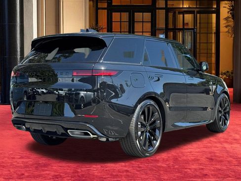 New 2026 Land Rover Range Rover Sport Dynamic SE AWD/4WD image 8