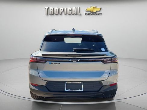 New 2026 Chevrolet Equinox EV LT w/ LPO, Blackout Package FWD image 4