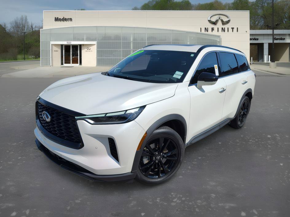 Certified 2025 INFINITI QX60 Luxe w/ Black Edition FWD image 1
