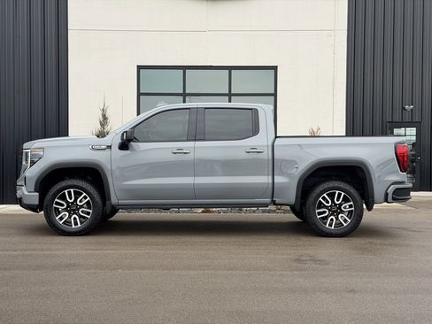 Used 2024 GMC Sierra 1500 AT4 w/ AT4 Premium Package image 2