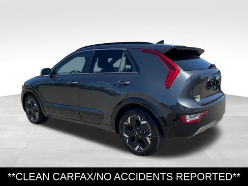 Used 2023 Kia Niro Wave w/ Wave Preserve Package FWD image 4