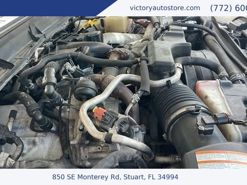 Used 2015 Ford F350 Lariat w/ Lariat Ultimate Package image 40