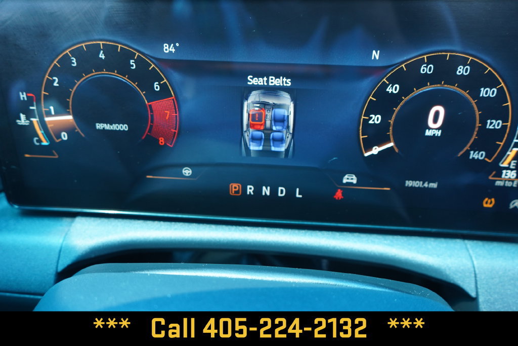 Used 2025 Ford Mustang Coupe RWD image 27
