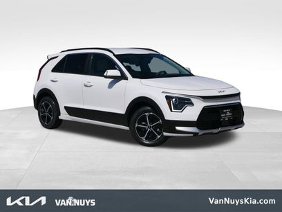 Used 2025 Kia Niro EX