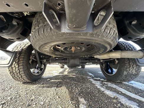 Used 2021 Ford F150 Platinum w/ FX4 Off-Road Package image 14