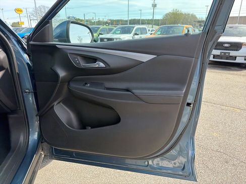 Used 2024 Buick Envista Preferred w/ Convenience I Package FWD image 22