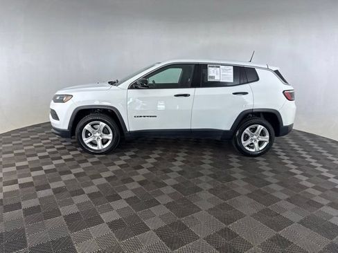 Used 2023 Jeep Compass Sport AWD/4WD image 8