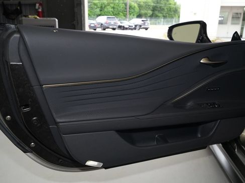 Used 2024 Lexus LC 500 Convertible w/ Touring Package RWD image 22