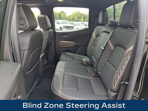 Used 2023 GMC Canyon Denali AWD/4WD image 21