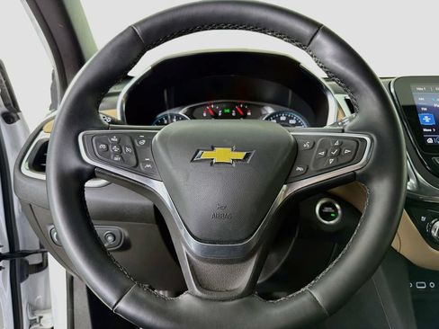 Used 2023 Chevrolet Equinox Premier AWD/4WD image 15
