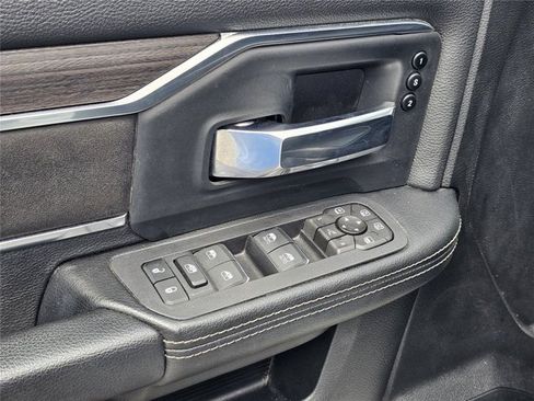Certified 2026 RAM 2500 Laramie AWD/4WD image 35
