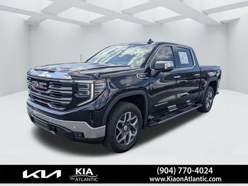 Used 2023 GMC Sierra 1500 SLT w/ SLT Premium Package image 7